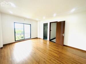 Bán Nhà Phúc Lợi, Long Biên 36m2, 5T giá 5,3 tỷ gần ô tô đỗ