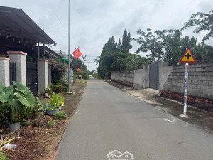 bán nhà đường số 8 bàn cờ nghĩa thành, châu đức, brvt dt: 282m2 giá tốt nhất khu vực. 1.8 tỷ