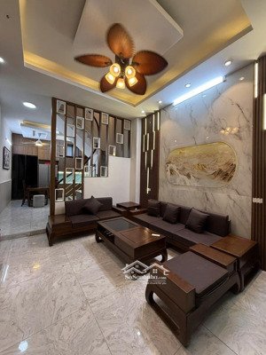 bán nr 43m2 tại kim ngưu, 9,7 tỷ, 4pn, 3wc, giá tốt chỉ với