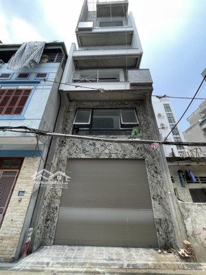 nhà mình đẹp nhất ở khu vực. long biên