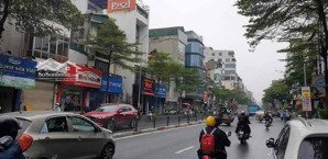 bán tòa nhà mặt phố tây sơn, vỉa hè kinh doanh, 6 tầng thang máy, dòng tiền 160tr/ tháng, sổ cực đẹ