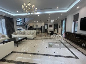 cho thuê biệt thự 4pn 5wc ở vinhomes riverside, phúc lợi, long biên, 45 triệu, 270m2