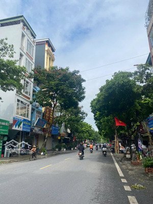 giảm 1 tỷ bán nhà mặt phố mậu lương, hà đông 60m², mặt tiền 5m, vỉa hè rộng kinh doanh tấp nập