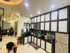 44m2 ở sướng 4tầng ngõ ôtô đỗ long biên aeon bán sổ chính chủ zá hơn 5tỷ