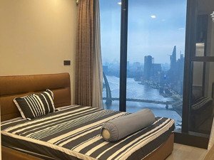 cần cho thuê gấp căn hộ 2pn- 2wc view sống - bitexco giá chỉ 28 triệu/tháng tại vinhomes bason q1