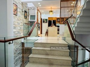 nhà sang! hxh thẳng 1 trục cách mt chỉ 10m huỳnh văn bánh, pn, dt 5x14m, 4t chỉ 17,2tỷ, 