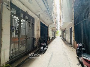 bán nhà ngõ 2 phố trần cung 27/30m2 - 5 tầng giá 7.4 tỷ