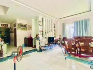 biệt thự 320m2 gần tttm go nguyễn thị thập quận 7 chỉ 59tr/m2 lh 