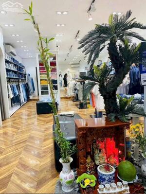 Bán nhà 1 trệt 1 lầu mặt tiền Phạm Văn thuận gần Coopmart Biên Hòa, 110m2, giá 18 tỷ 500.