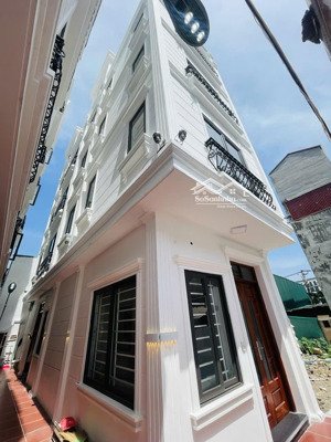 bán nhà 4,5 tầng tại di trạch hoài đức hà nội giá 6 tỷ