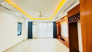 NHÀ MẶT PHỐ VĂN MIẾU – MẶT TIỀN 5.5M – TRUNG TÂM DU LỊCH & VĂN HÓA