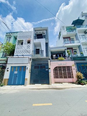 nhà 3 tầng đường 12m ngay bv 175 giáp sân bay. vừa ở vừa kinh doanh, làm vp