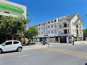 cho thuê nhà mặt phố - có sẵn dịch vụ - vị trí trung tâm thủ dầu một
