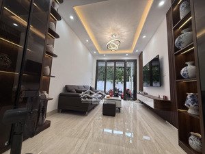 bán nhà lô góc 2 mặt ngõ thang máy phố bạch mai, hai bà trưng diện tích 45m² 6 tầng, ô tô