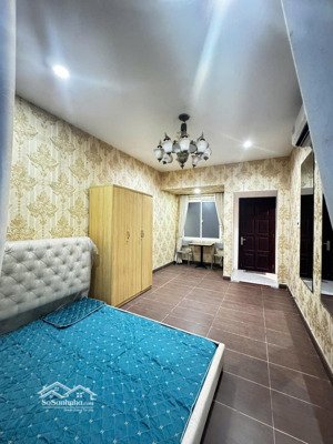 phòng đẹp âu dương lân gần cầu nguyễn văn cừ q8 full nội thất, vân tay, không chung chủ giá 4,5tr