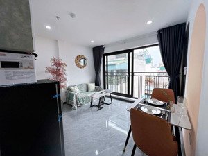 cho thuê ccmn 1 ngủ 1 khách mới tinh tại 223 đặng tiến đông