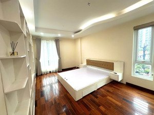 chính chủ bán nhà 4 tầng ở tứ liên tây hồ ô tô đỗ cửa nhà dân xây 53.7m2, mặt tiền 4.5m2, 11.2 tỷ