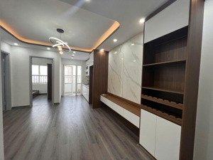 chính chủ cần bán gấp căn hộ sdu, 2pn, 2vs, tầng trung, full nội thất, giá 3,6 tỷ. lh: 