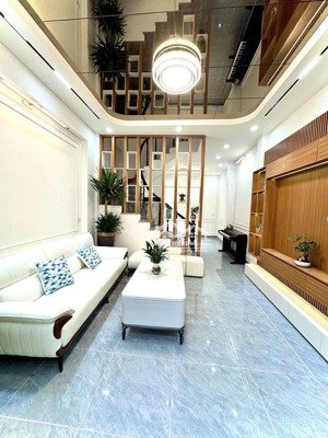 bán nhà xuân đỉnh 39m2x4t, đối diện đsq hàn quốc, giá 8 tỷ