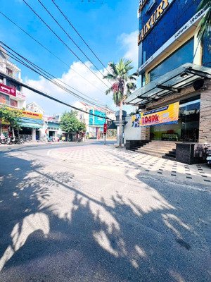 bán chdv 420m2 sàn 19 phòng tn 80tr/t hẻm xe hơi hoàng diệu 2. cạnh đh ngân hàng linh trung thủ đức