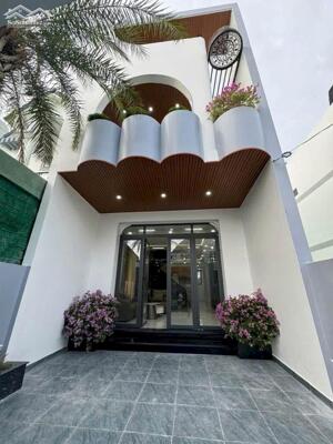 CHÍNH CHỦ BÁN NHÀ MỚI ĐẸP - 1 TRỆT 1 LẦU – GẦN KCN CẦU TRÀM