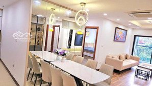 (giá chuẩn) goldmark city 121m2 3pn-2wc nội thất cực đẹp , sổ đỏ ,thuế phí thương lượng. giá 8,8 tỷ