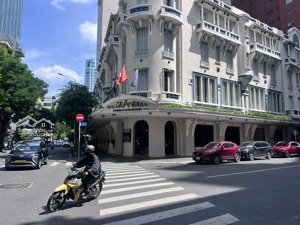 vip!!!siêu hot!!! góc 2 mặt tiền đường 8 đồng khởi-mạc thị bưởi phường bến nghé quận 1