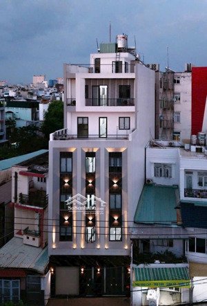 chdv cao cấp 75 phòng thu nhập khoán 300tr/th hẻm 6m cách mặt tiền quang trung 10m gò vấp