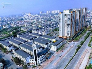 chính chủ bán la casta văn phú dt: 73m2 mt 5,4m nhà sửa mới đẹp , gần tháp đồng hồ giá 20.x tỷ