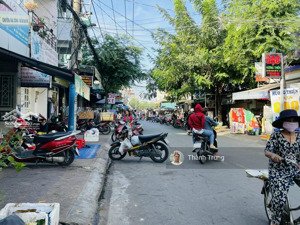 bán căn nhà mặt tiền kinh doanh đường số 6, ngay gần đỗ xuân hợp, chợ phước bình. 10,3 tỷ tl