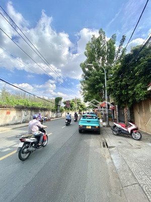 mặt tiền tân sơn 4x20 giá 11.5 tỷ kinh doanh đỉnh nóc