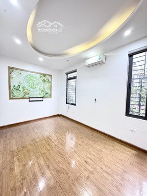 nhà 5 tầng phố đàm quang trung, ngõ ô tô, kinh doanh sầm uất.