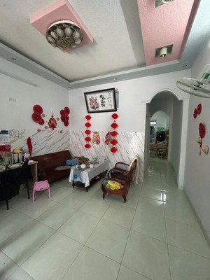 bán nhà ngay trung tâm vcn phước hải, nam nha trang 63.9 m2 giá 6.6 tỷ, đường 13m gần biển