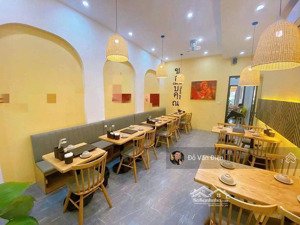 cho thuê nhà phố trần thái tông 120m x 4 tầng mặt tiền 4m lh em xem nhà luôn chốt luôn kẻo lỡ