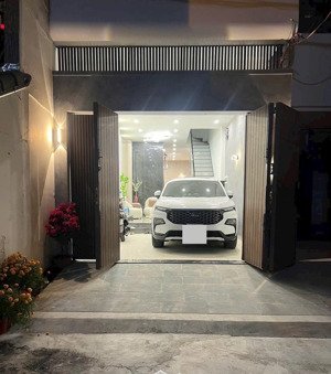bán nhà mới đẹp trệt 3l có thang máy đường số lâm văn bền q7 giá mềm call 