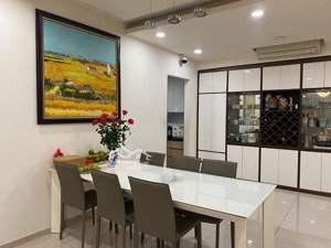 (giá chuẩn) bohemia 135m2 3pn-2wc nội thất làm mới toàn bộ , pháp lỹ rõ ràng .giá 11,5 tỷ