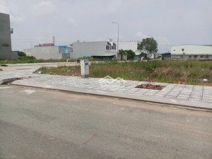 bán gấp nền 130m2 đối diện kcn, thích hợp xây trọ - xây kho, thổ cư 100%