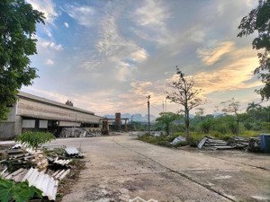 cho thuê 1000m nhà xưởng giá 40 tr, gần chợ cá, chương mỹ.