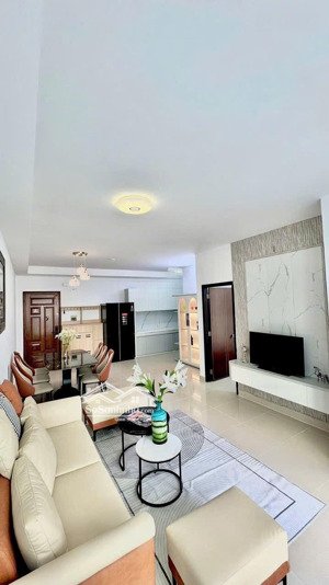 cần bán gấp căn hộ bellaza tân mỹ q7 dt 78m tk : 2pn 2wc full nt cao cấp tàng cao thoáng mát