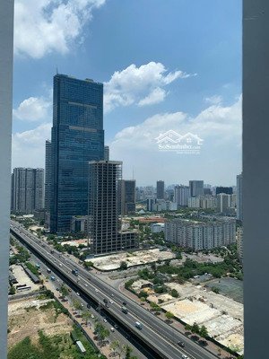 cần bán gấp căn hộ (dulkey 64m²) vin west point tầng cao view thoáng. sổ đỏ, bao phí. gía 6,05 tỷ