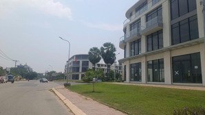 bán gấp đất 2 mặt tiền bưng ông thoàn - giá ngộp 95 triệu/m2