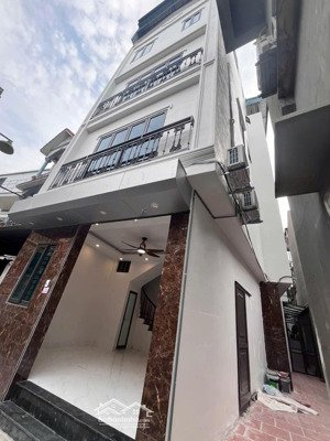 bán nhà riêng tại đa sỹ, 6,2 tỷ, 40m2, 3pn, 3wc, 5 tầng, uy tín
