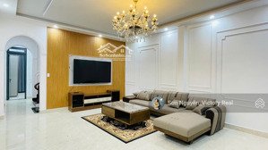 nhà đẹp 4pn, full nội thất mặt tiền đường ô tô trung tâm p. 4, chỉ 7,6 tỷ