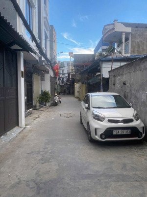 bán nhà phố thiên lôi chợ đôn ngõ to 3m oto cách nhà 10m