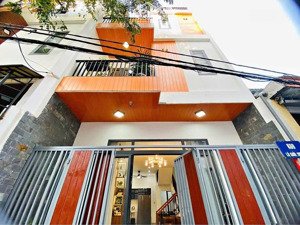 nhà chính chủ quận 8- mặt tiền kinh doanh 1 5m 3 tầng 160m² giá 15 tỷ