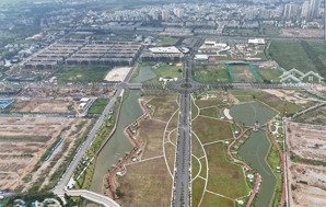 bán nhanh 112m mặt tiền sông , công viên khu nam long quận 9 giá tốt