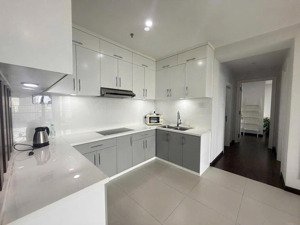 cần bán căn green valley 96m2 tầng cao full nội thất view đẹp