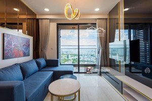 cần bán chcc galaxy 9 - quận 4. dt: 70m2, 2pn, 2wc. có sổ. giá tốt: 5.8 tỷ, lh: , quyền