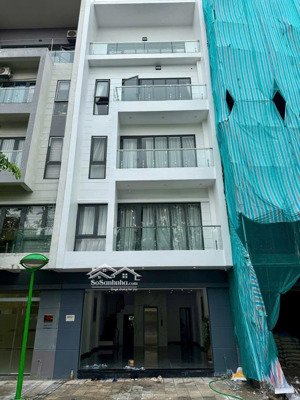 26 tỷ có nhà đẹp định công thanh xuân dt74m2 6t thang máy mặt tiền 6m. vỉa hè ô tô tránh, ở sướng