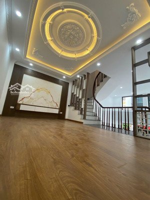 trung tâm thị trấn văn điển, 58m2, 5 tầng, ô tô đỗ, giá 7,8 tỷ